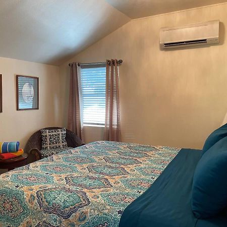 Hakuna Matata Maui Hostel Lahaina Extérieur photo